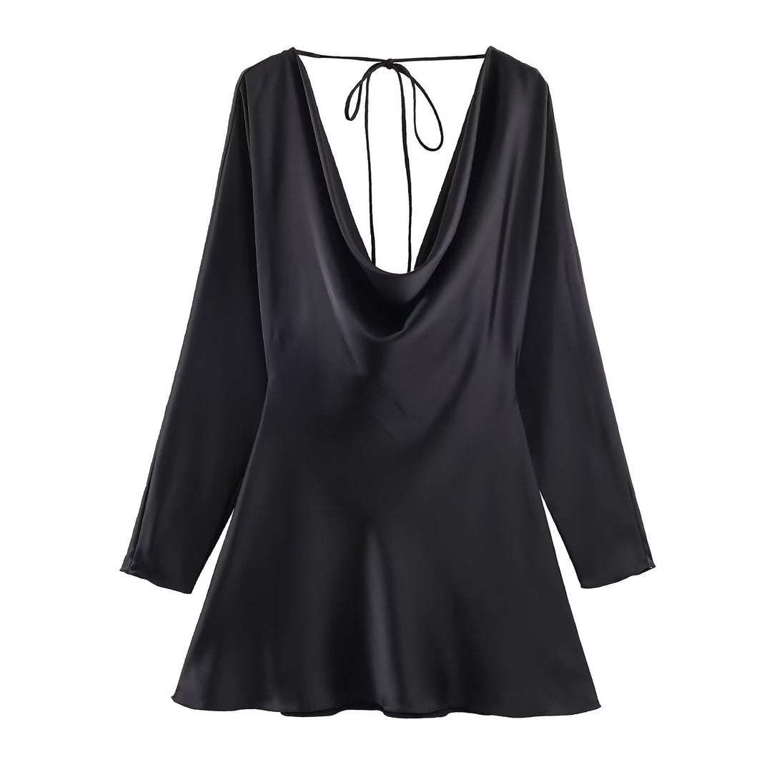 Damen Kurzes Satin-Minikleid mit tiefem Wasserfall‑Rücken, V‑Ausschnitt vorne und langen Ärmeln Nord Taschen