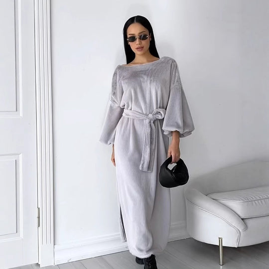 Damen Kuschel-Midikleid mit Bindegürtel und Ballonärmeln Nord Taschen