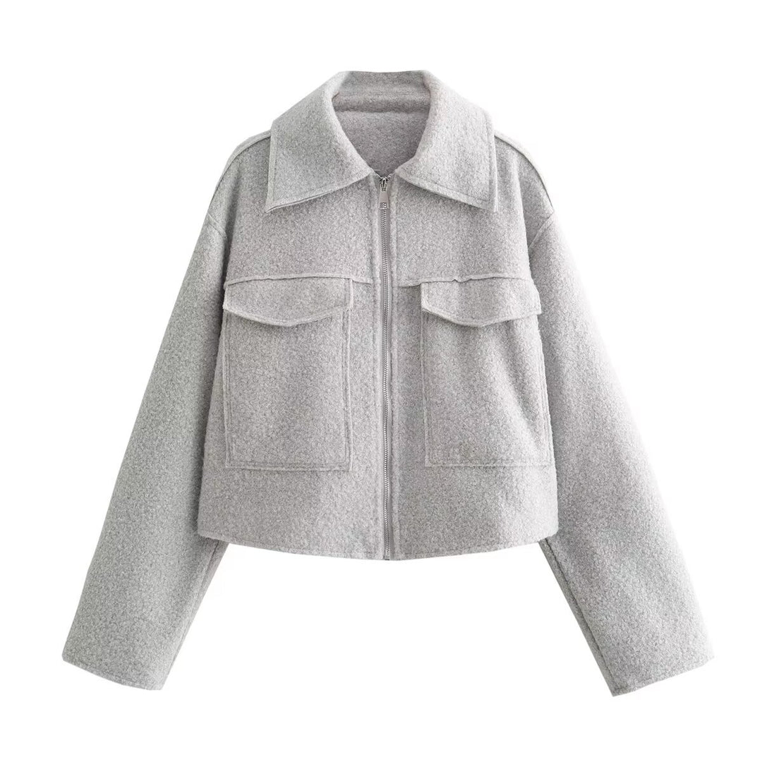 Damen Boxy-Cropped-Jacke aus Bouclé‑Wollmix mit Hemdkragen und aufgesetzten Pattentaschen Nord Taschen