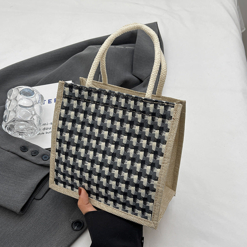 Damen Tragetasche mit geflochtenem Design und dekorativen Griffen Nord Taschen