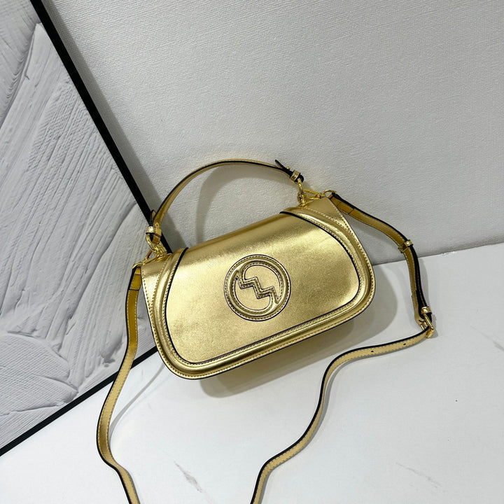 Damen elegante Handtasche mit strukturiertem Design Nord Taschen