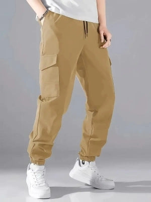 Herren Technische Cargo-Jogginghose im Utility‑Stil mit Klappentaschen & elastischen Knöchelbündchen Nord Taschen