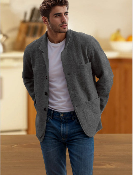 Herren Sakkoartige Strickjacke mit Hemdkragen und aufgesetzten Taschen Nord Taschen