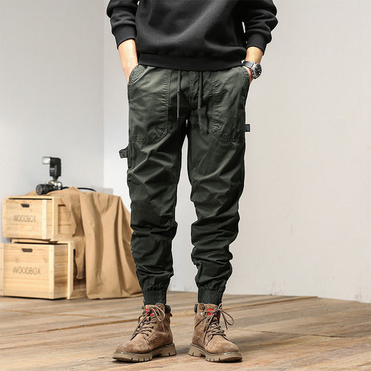 Herren Tapered-Utility-Cargohose im Joggerstil mit elastischem Comfortbund, aufgesetzten Taschen und Knöchel‑Reißverschluss Nord Taschen