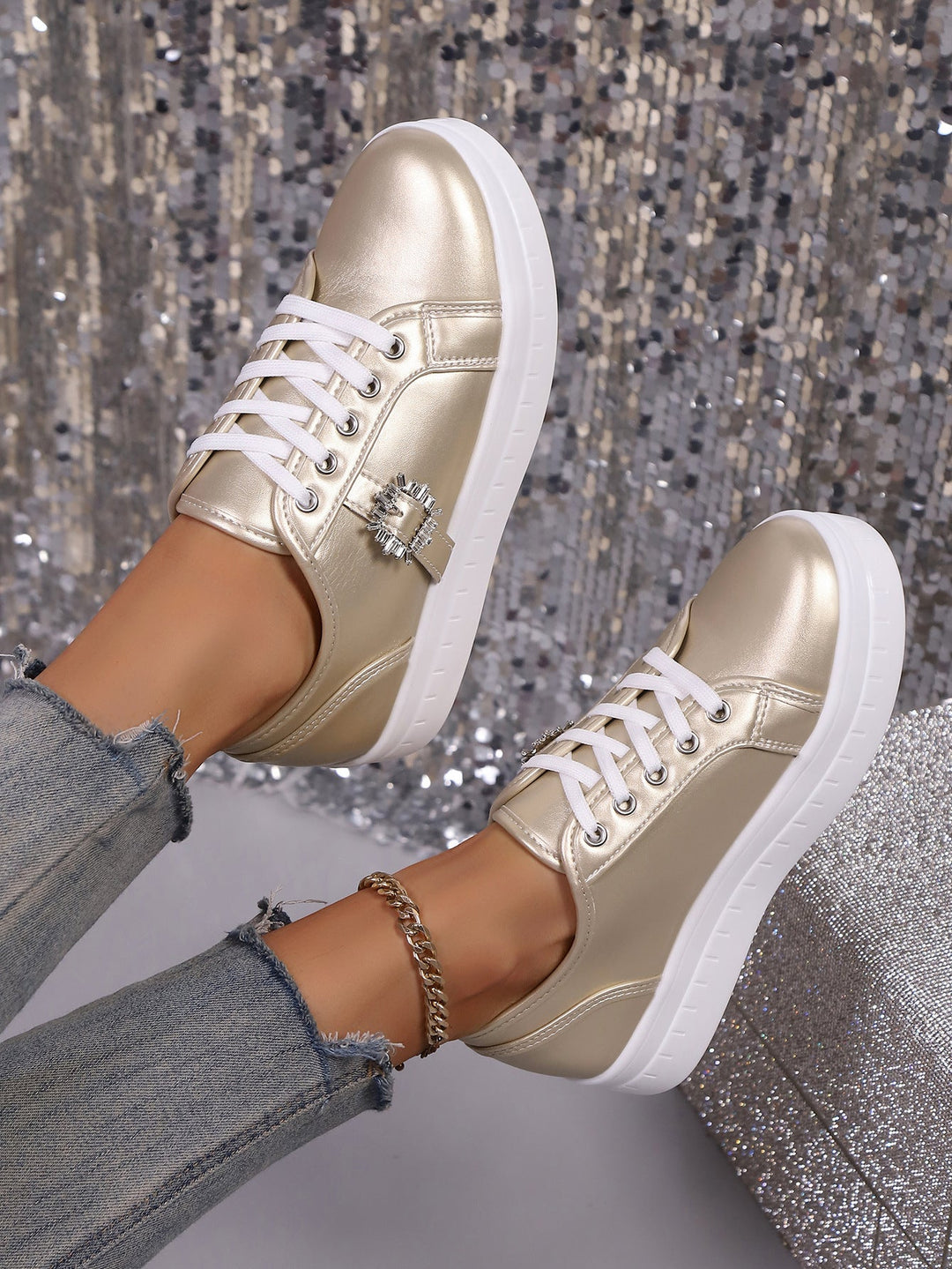 Damen modische Plateausneakers aus hochwertigem mit dekorativem Kristallbesatz