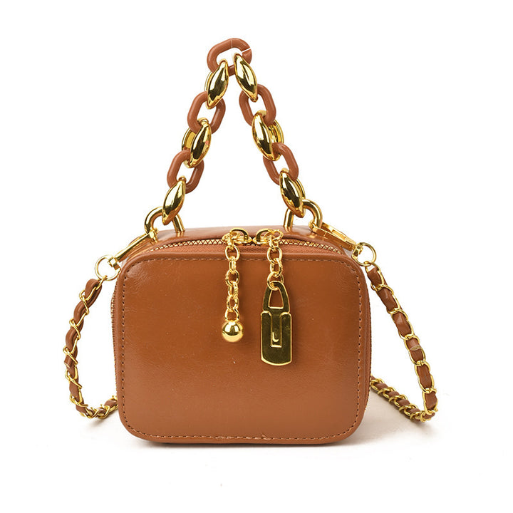 Damen Clutch mit luxuriösem Kettenakzent und elegantem Design Nord Taschen