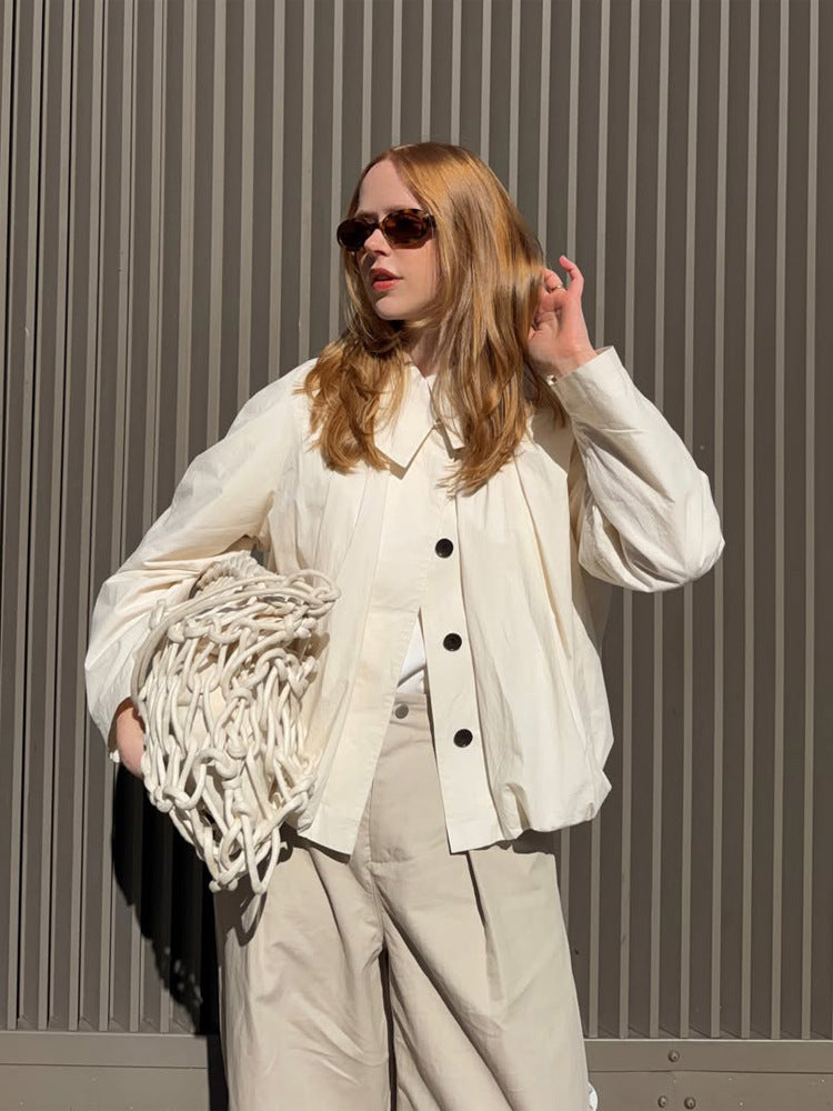 Damen Leichte Cropped‑Blusejacke mit kastiger Silhouette, übergroßem Hemdkragen und Ballonärmeln Nord Taschen