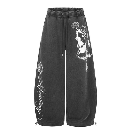 Damen Extraweite Palazzo‑Haremshose aus Sweat mit hohem Komfortbund, Tunnelzug und großflächigem Grafikprint Nord Taschen