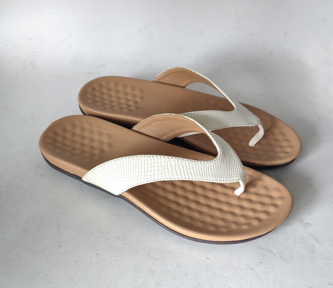 Damen Elegante Zehentrenner-Sandalen mit modischem Riemendesign