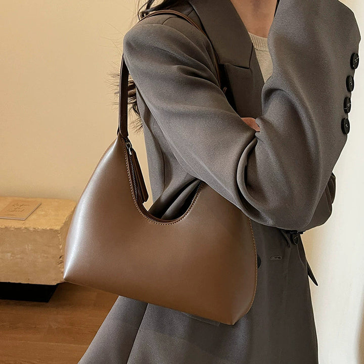 Damen Hobo-Tasche mit modernem Design und praktischem Reißverschluss Nord Taschen
