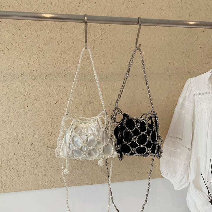Damen Designer Umhängetasche mit edler Perlenverzierung Nord Taschen