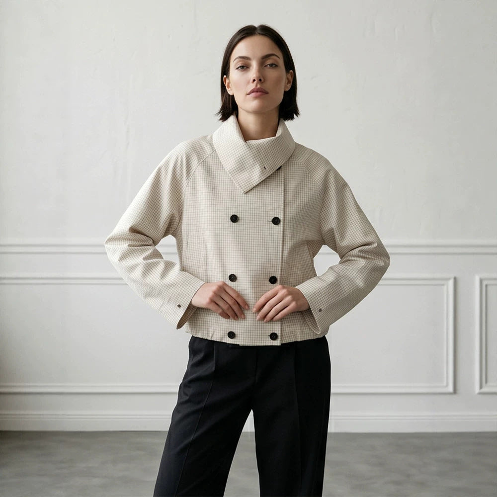 Damen Kurze Doppelreiher-Blousonjacke mit Wickelkragen und Raglanärmeln Nord Taschen