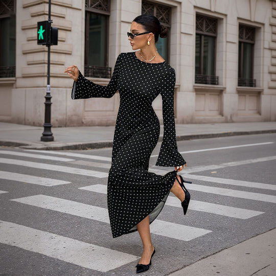 Damen elegantes Polka‑Dot Maxikleid mit tailliertem Oberteil, Trompetenärmeln und fließendem A‑Linien‑Rock Nord Taschen