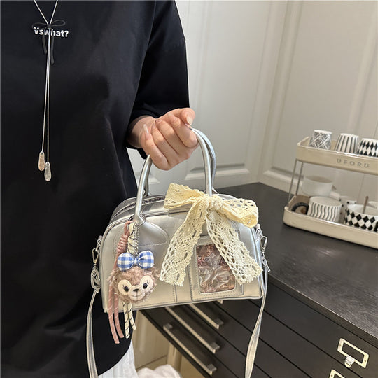 Damen Mini-Handtasche mit verspieltem Tiermotiv und charmantem Anhänger Nord Taschen