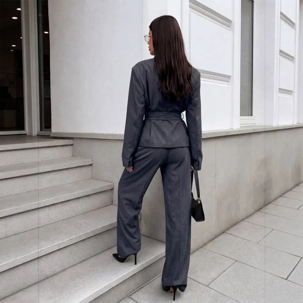 Damen Elegantes Wickelblazer-Set mit Taillengürtel und weiter Bundfaltenhose Nord Taschen