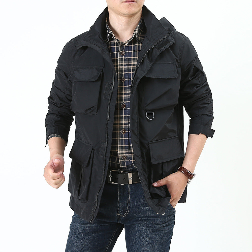 Herren urbane Feldjacke mit Mehrfach‑Taschen, windabweisender Oberfläche und verdeckter Kapuze Nord Taschen
