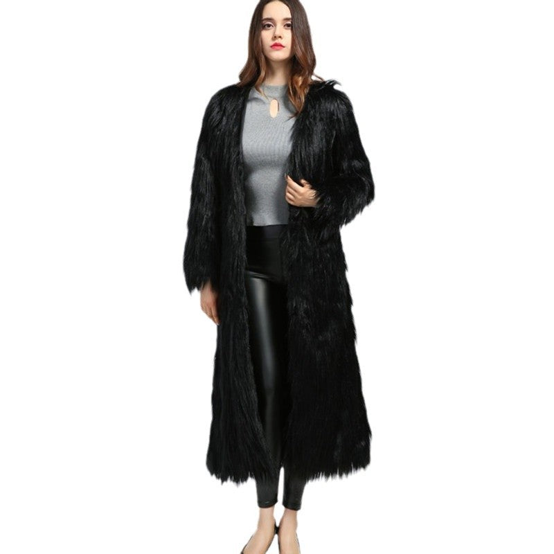 Damen extravaganter bodenlanger Hochflor-Faux-Fur-Mantel mit Schleppe und offenem Schnitt Nord Taschen