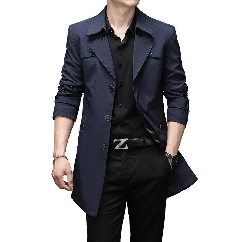 Herren Schmal geschnittener Trenchcoat mit Reverskragen und dezenter Knopfleiste Nord Taschen