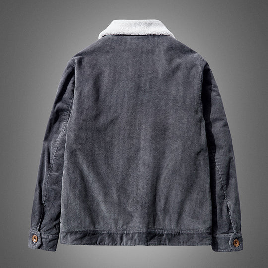Herren Cordjacke mit Sherpa-Innenfutter, Hemdkragen und Taschen-Detail Nord Taschen