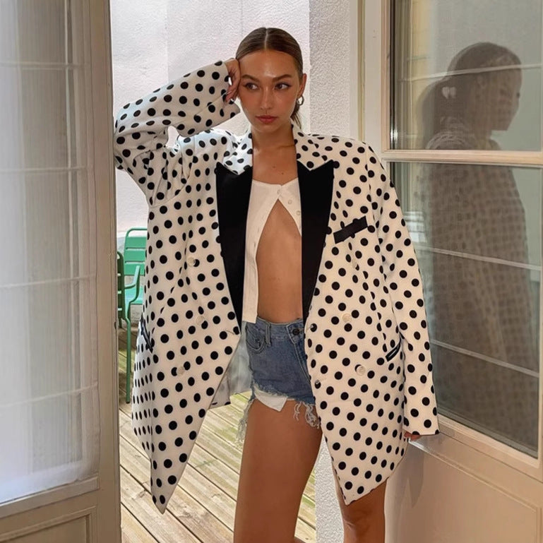 Damen Oversize-Tupfenblazer mit kontrastierendem Revers und kastiger Silhouette Nord Taschen