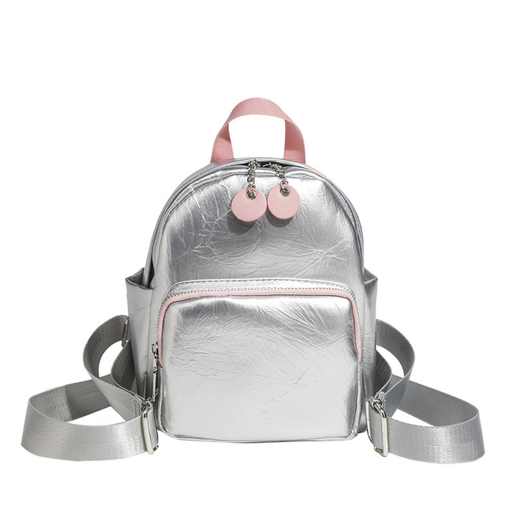 Damen Mini-Rucksack mit schickem Metallic-Finish und praktischen Fächern Nord Taschen
