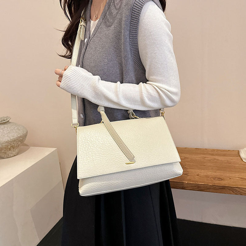 Damen hochwertige Handtasche mit elegantem Klappverschluss Nord Taschen
