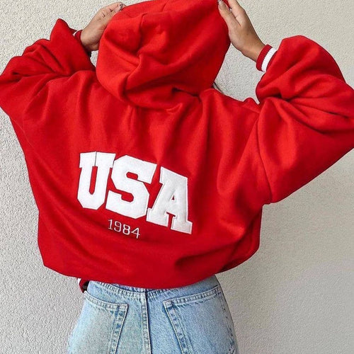 Damen Kurz geschnittener Oversize-Kapuzenpullover mit aufgenähter College-Applikation und gerippten Bündchen Nord Taschen