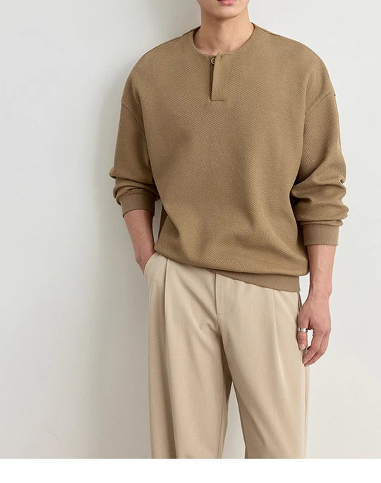 Herren Strukturierter Oversize-Strickpullover mit Henley-Knopfleiste Nord Taschen