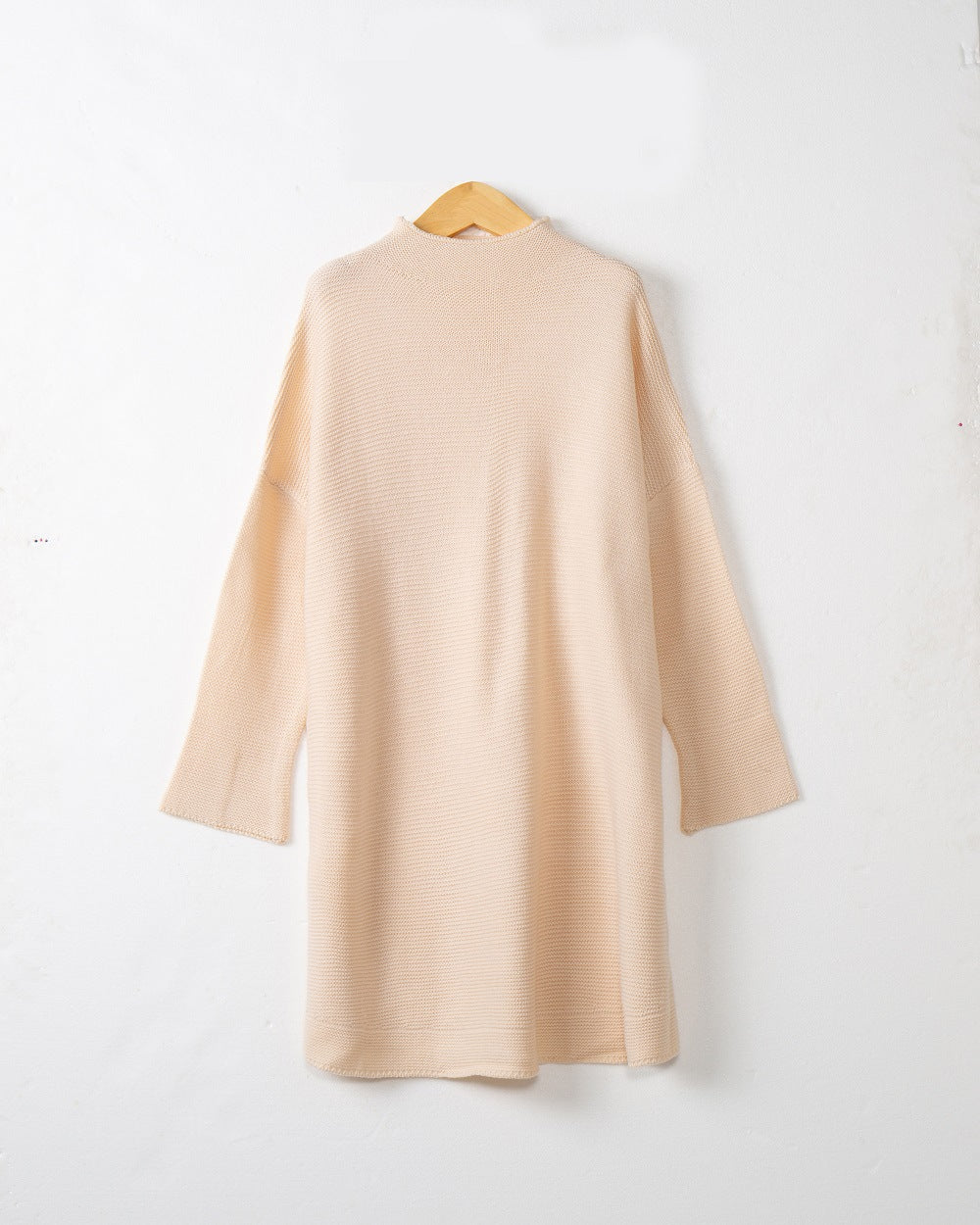 Damen Oversize Strick-Tunika mit kurzem Stehkragen und überschnittener Schulter Nord Taschen