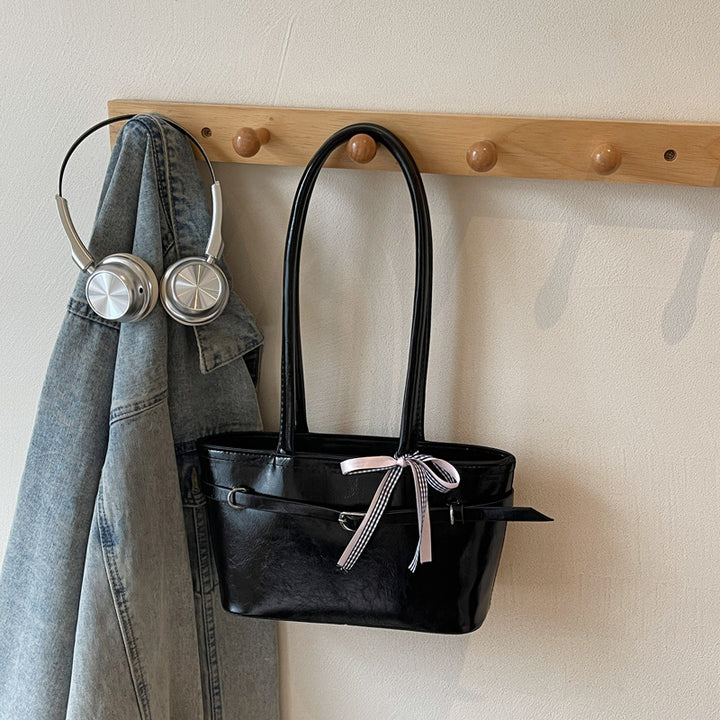 Damen Handtasche mit schickem, minimalistischen Design und elegantem Knoten Nord Taschen
