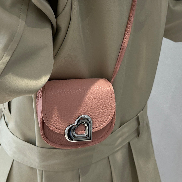 Damen Mini-Umhängetasche mit herzförmigem Verschluss Nord Taschen