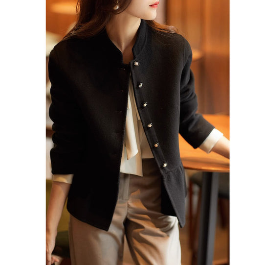 Damen Modischer Sweatjacke mit Knopfdetails Nord Taschen