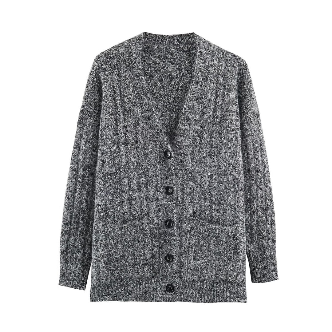 Damen Grobgestrickter Oversize-Cardigan mit Zopfstrick V-Ausschnitt und aufgesetzten Taschen Nord Taschen