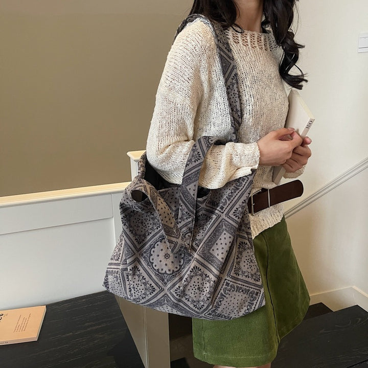 Damen trendige Hobo-Tasche aus strukturiertem Material mit Leopardenmuster Nord Taschen