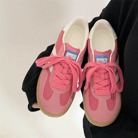 Damen Sportliche Sneakers mit reflektierenden Elementen und atmungsaktiver Oberflächenstruktur