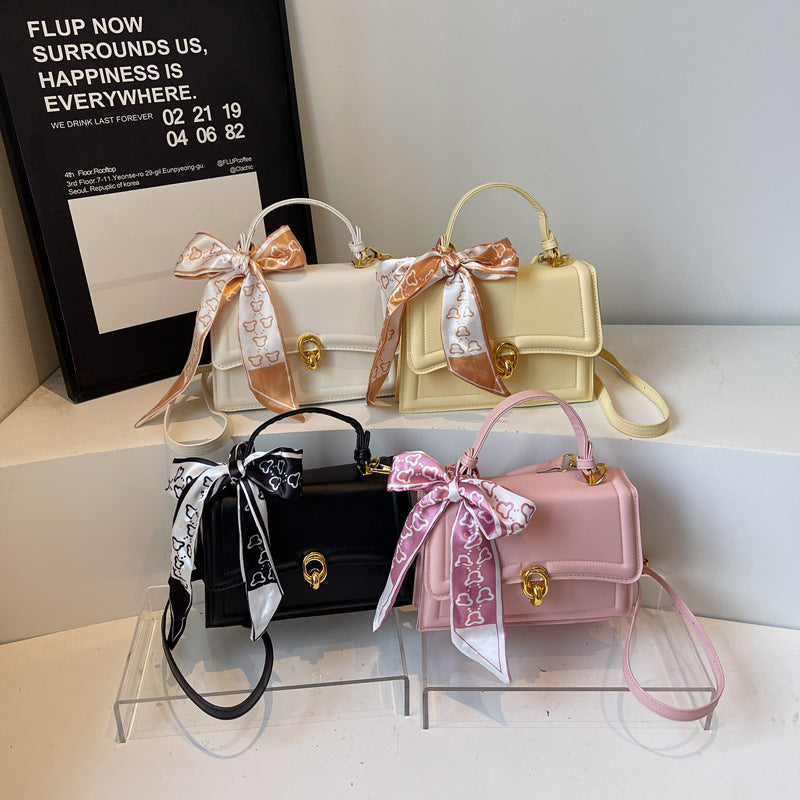 Damen elegante Handtasche mit modischem Halsschalsdetail Nord Taschen