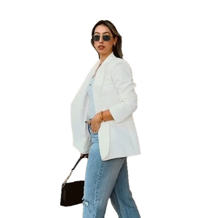 Damen Figurnaher Doppelreihiger Longblazer mit leichtem Schulterpolster und cleanem Revers Nord Taschen