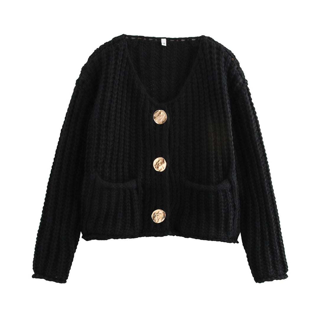Damen Grobstrick-Cardigan mit V‑Ausschnitt, goldener Knopfleiste und aufgesetzten Taschen Nord Taschen
