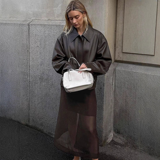 Damen Cropped Boxy Jacke aus Lederimitat mit übergroßem Kragen und verdeckter Reißverschlussleiste Nord Taschen