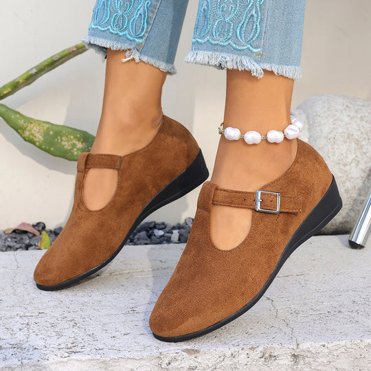 Damen Halbschuhe mit elegantem Riemendesign