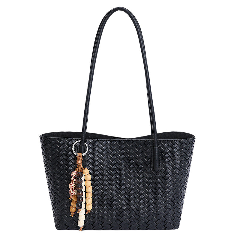 Damen elegante und handgewebte Tasche mit verspieltem Anhänger Nord Taschen