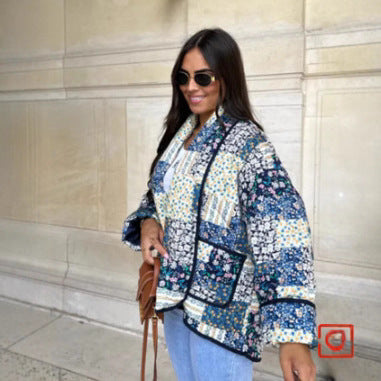 Damen Gesteppte Patchwork-Quiltjacke mit Kontrastpaspel und aufgesetzten Taschen Nord Taschen