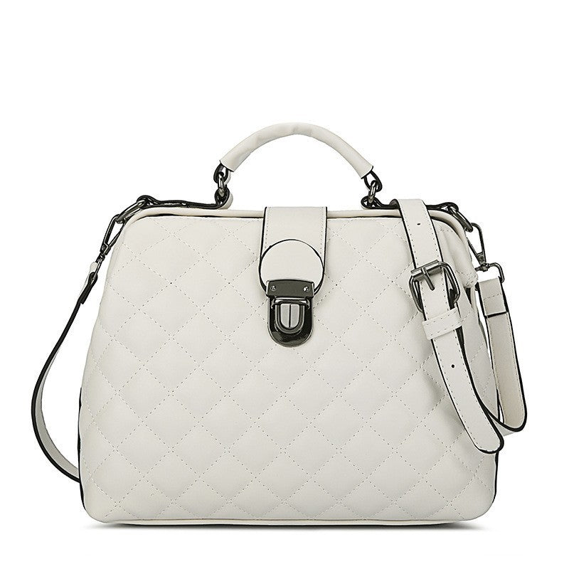 Damen Handtasche aus hochwertigem, gestepptem Kunstleder mit eleganter Schnalle Nord Taschen