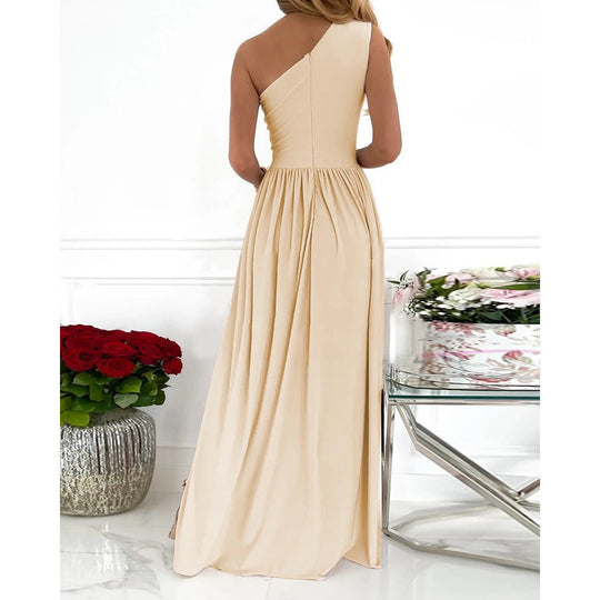 Damen Maxikleid mit asymmetrischem Schnitt und Schlitz