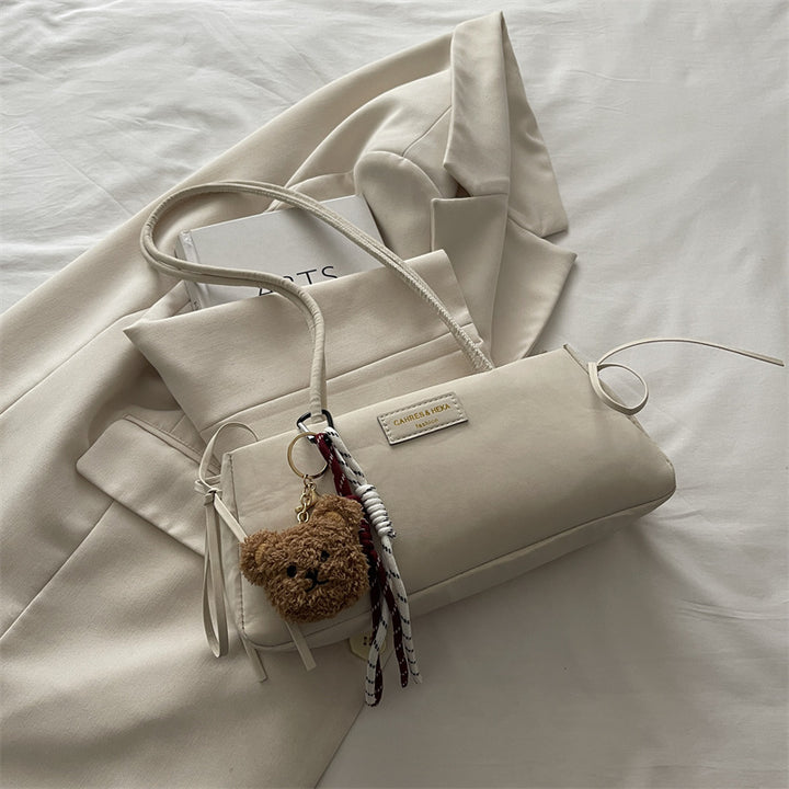 Damen elegante Clutch-Tasche mit verspieltem Anhänger Nord Taschen