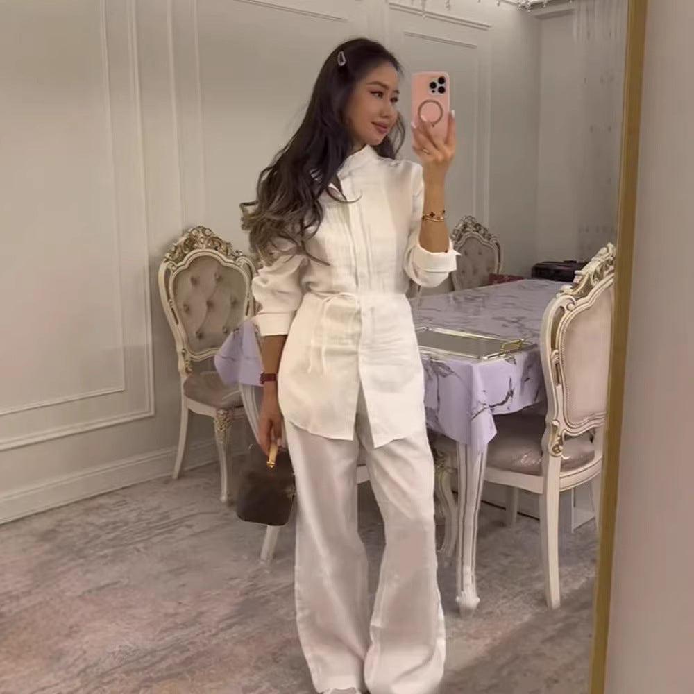 Damen Lange Hemdbluse mit feinen Biesen, Stehkragen und Bindegürtel Nord Taschen