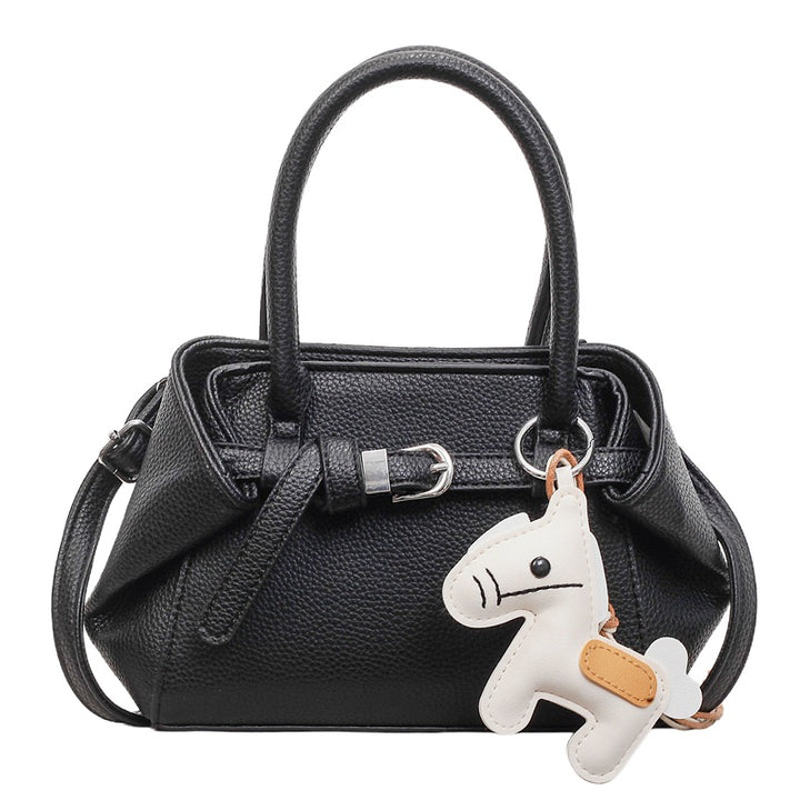 Damen stilvolle Handtasche mit charmantem Anhänger Nord Taschen