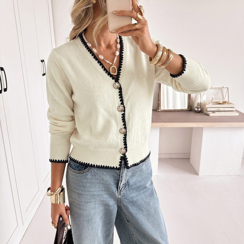 Damen Feingestrickter V‑Ausschnitt‑Cardigan mit kontrastierender Zierkante und Zierknöpfen Nord Taschen
