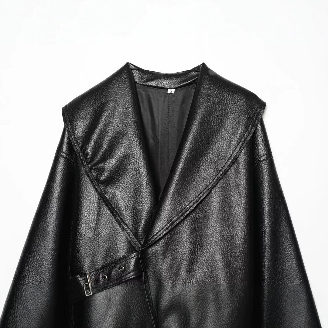 Damen Kurzjacke in Lederoptik mit großem Schalkragen, Wickelgürtel und strukturierter Oberfläche Nord Taschen
