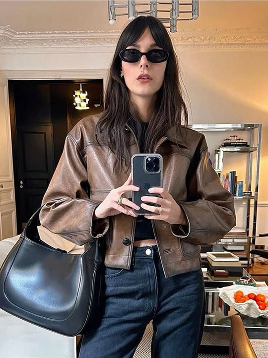 Damen Kurzjacke aus veganem Leder im Cropped-Boxy-Schnitt mit Hemdkragen Nord Taschen